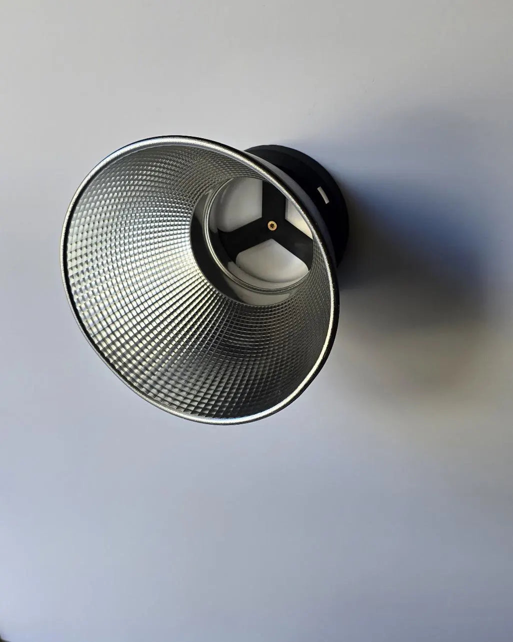 Bowens Speedring & Modifier Wall Mount